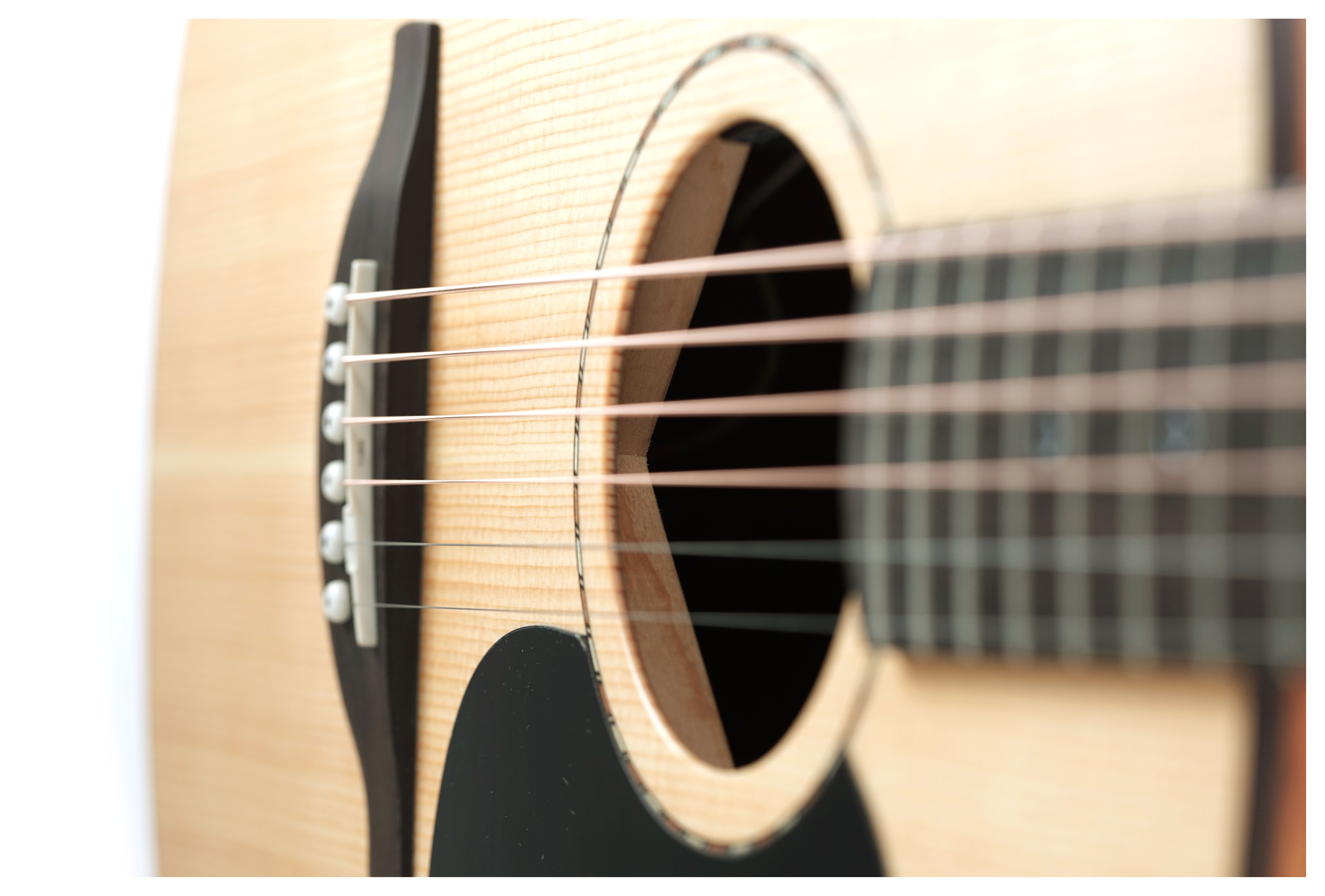 Fenech VT Auditorium AA Sitka Spruce/New Guinea Rosewood