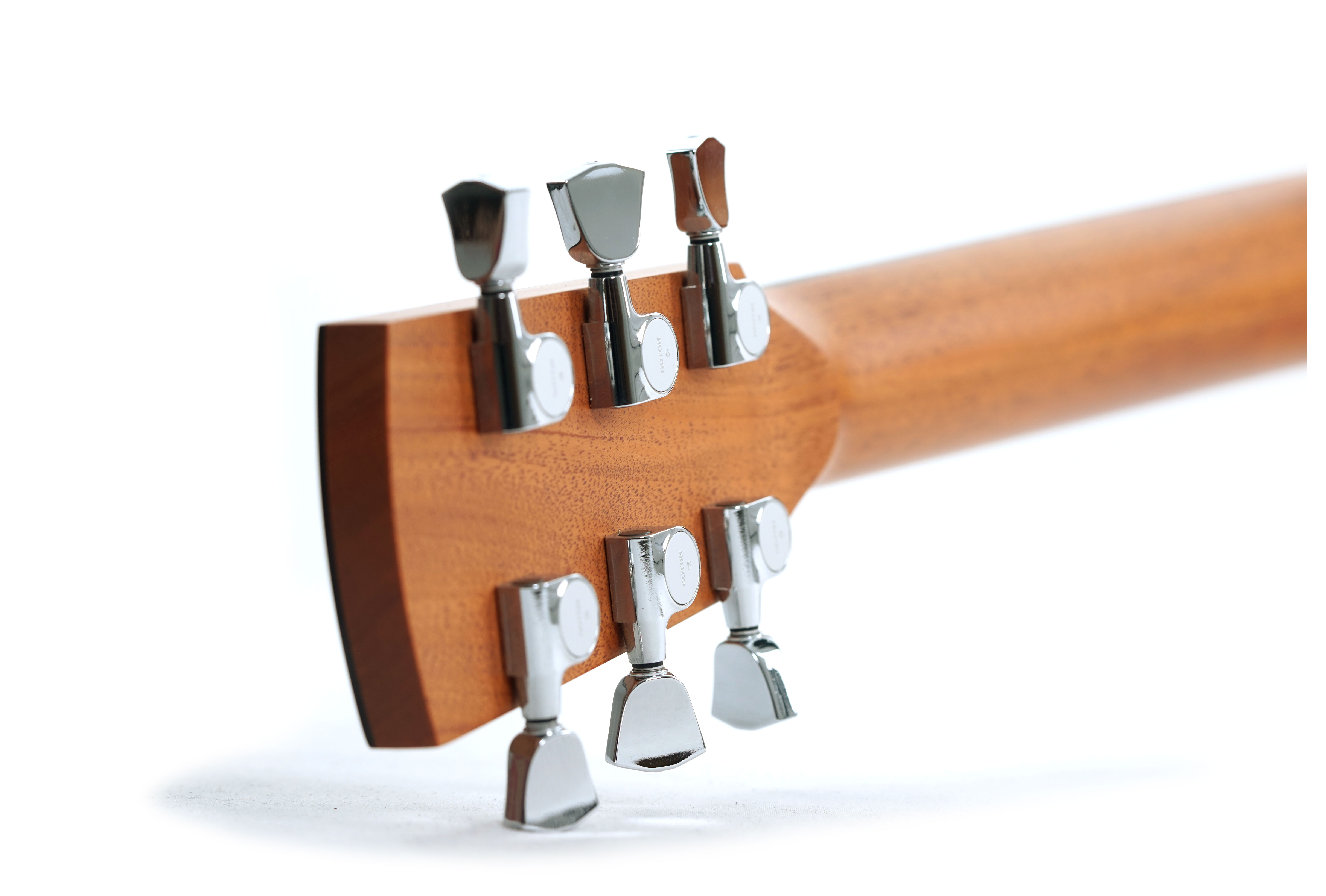 Fenech VT Auditorium AA Sitka Spruce/New Guinea Rosewood