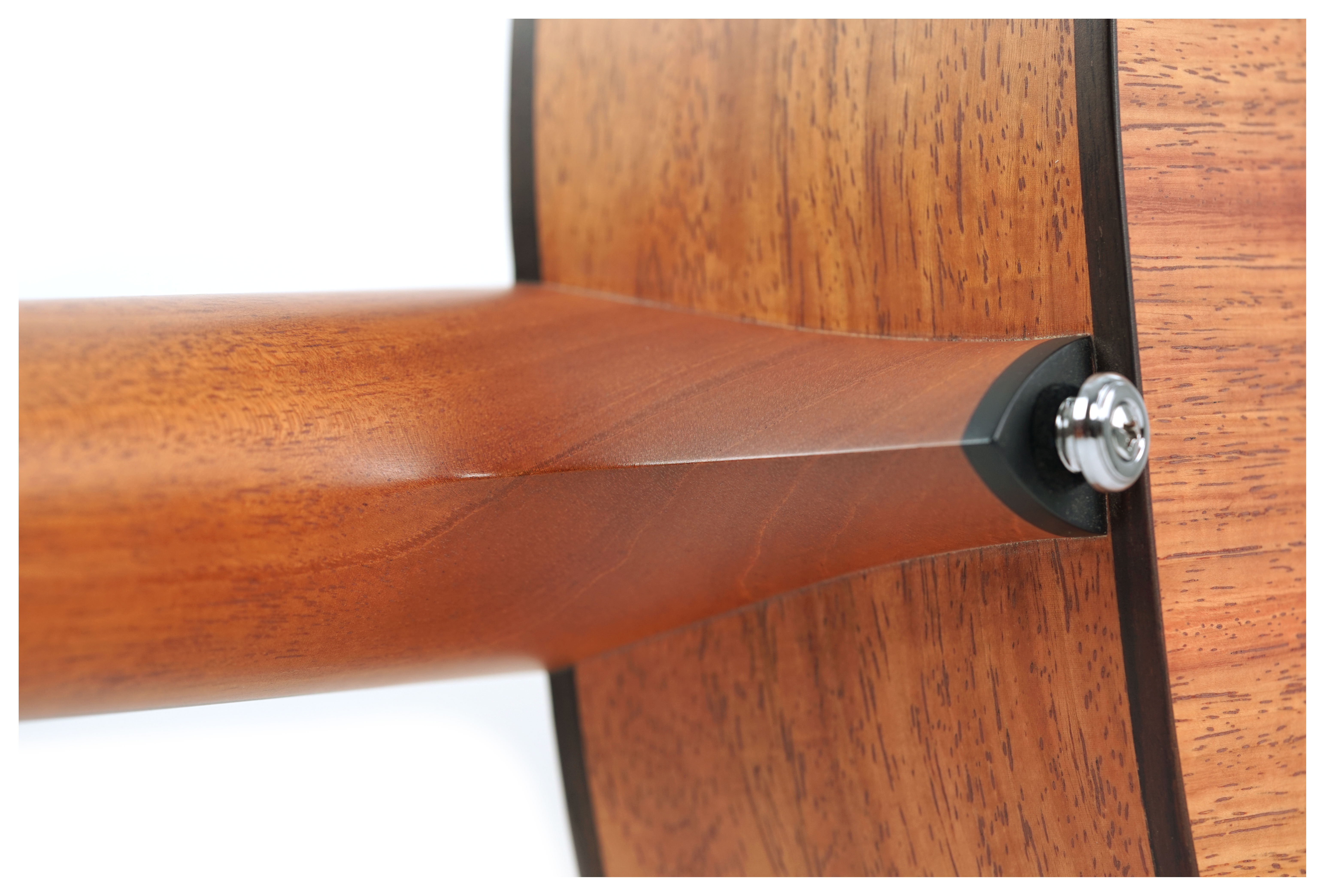 Fenech VT Auditorium AA Sitka Spruce/New Guinea Rosewood