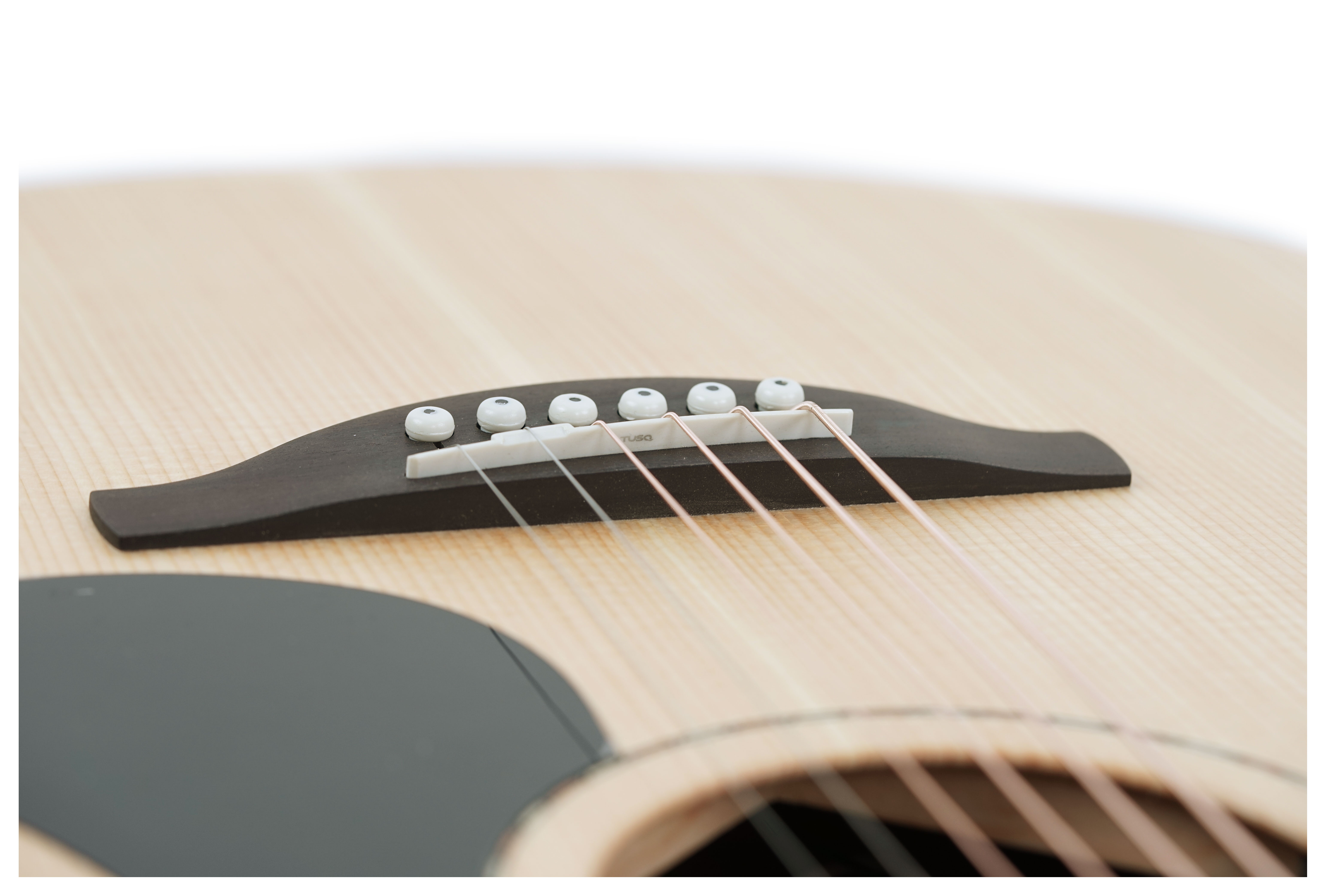 Fenech VT Auditorium AA Sitka Spruce/New Guinea Rosewood