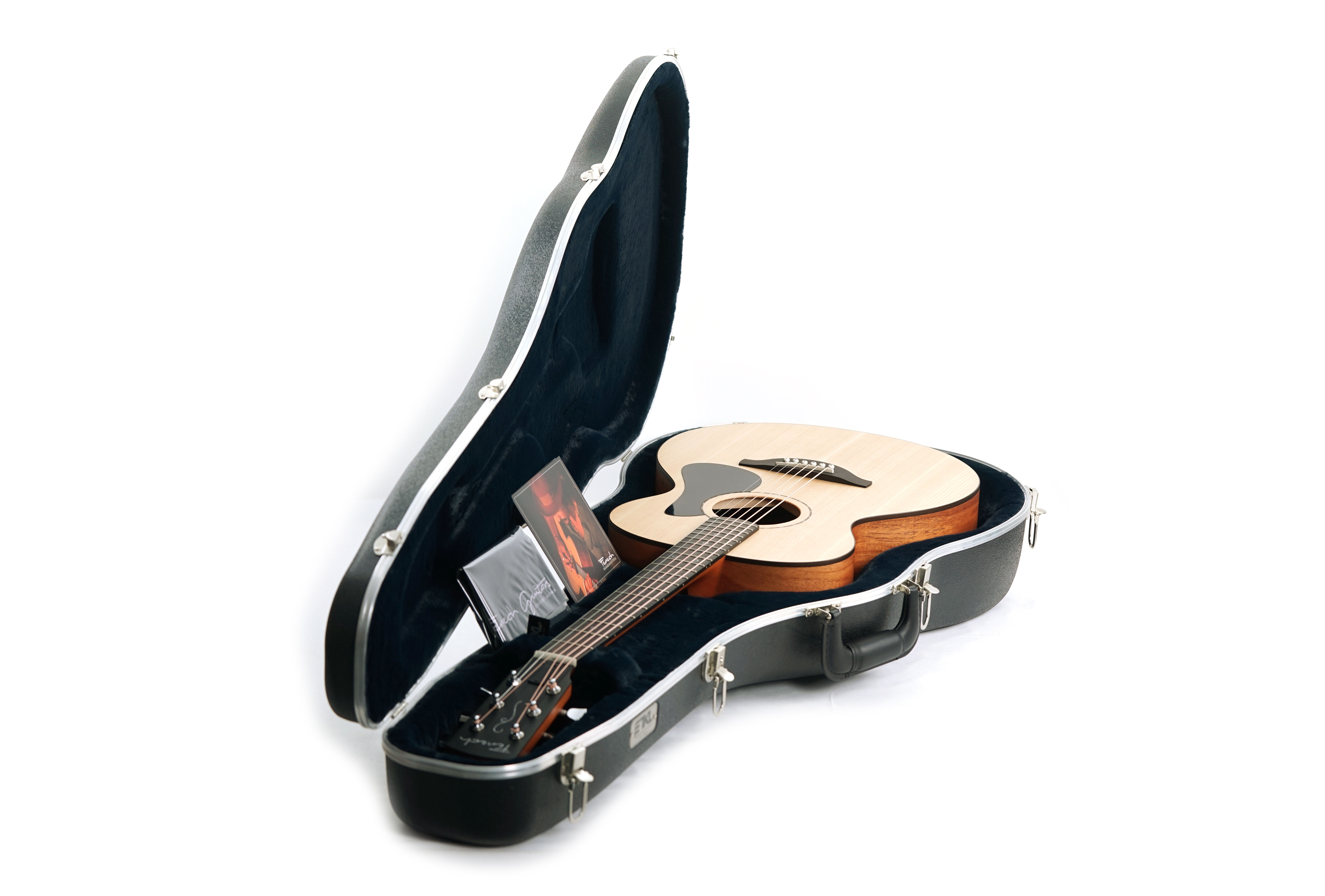 Fenech VT Auditorium AA Sitka Spruce/New Guinea Rosewood