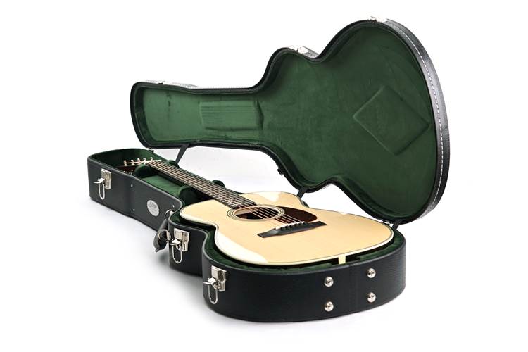 Collings 002H 14 Fret Collings 002H 14 Fret