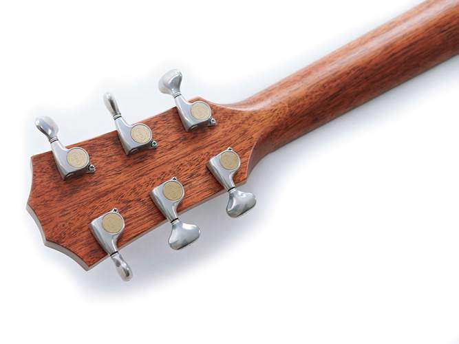 Taylor Custom Grand Concert Sinker Redwood Honduran Rosewood Taylor Custom Grand Concert Sinker Redwood Honduran Rosewood