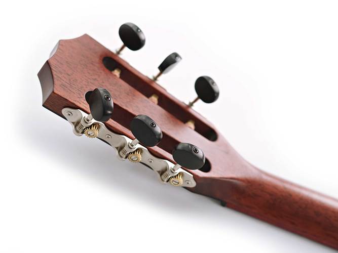 Taylor Custom Grand Concert 12 Fret Red Ironbark / Sinker Redwood Taylor Custom Grand Concert 12 Fret Red Ironbark / Sinker Redwood