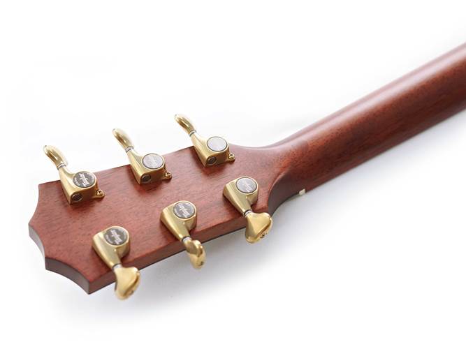 Taylor Custom Grand Symphony Adirondack Spruce / Red Ironbark Baritone Taylor Custom Grand Symphony Adirondack Spruce / Red Ironbark Baritone