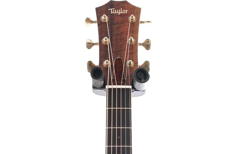 Taylor Custom Grand Auditorium Cedar / Walnut (Ex-Demo) #1206083122 Taylor Custom Grand Auditorium Cedar / Walnut (Ex-Demo) #1206083122