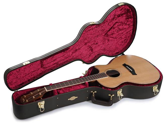 Taylor Custom Grand Auditorium Cedar / Walnut Taylor Custom Grand Auditorium Cedar / Walnut
