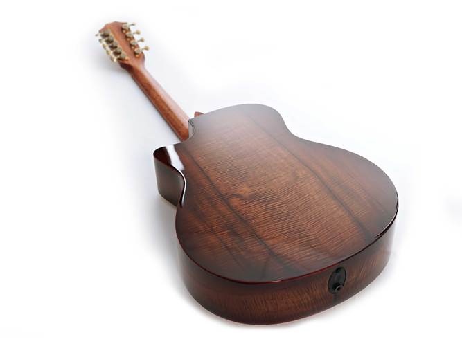 Taylor Custom Grand Symphony 9 String Lutz Spruce / AA Koa Taylor Custom Grand Symphony 9 String Lutz Spruce / AA Koa