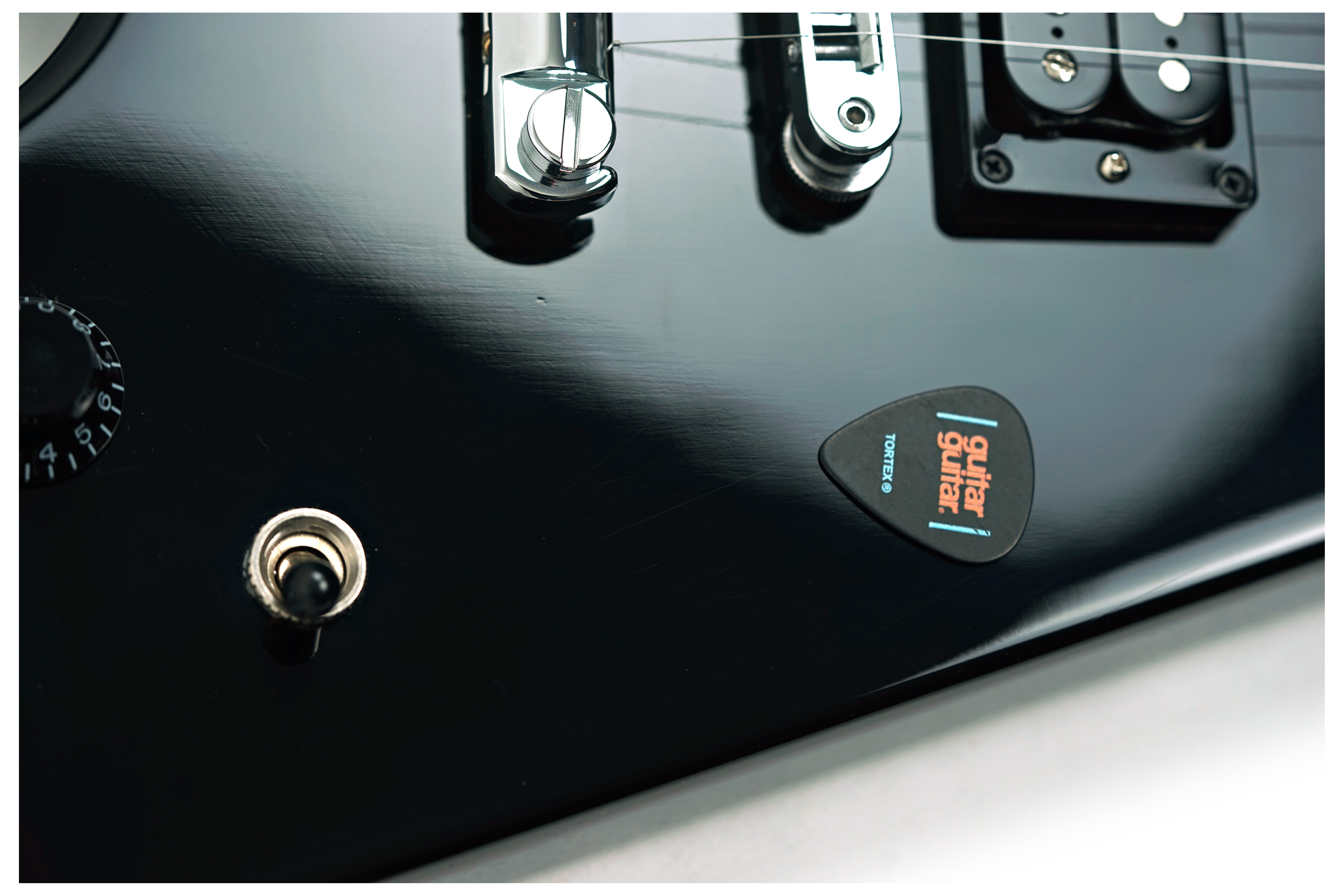 Gibson 80s Flying V Ebony (Ex-Demo) #201130272