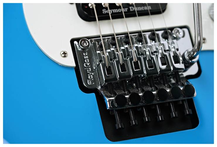Charvel Pro-Mod So-Cal Style 1 HH FR M Maple Fingerboard Infinity Blue Charvel Pro-Mod So-Cal Style 1 HH FR M Maple Fingerboard Infinity Blue