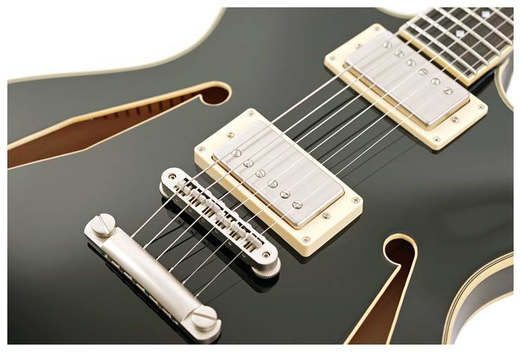 D'Angelico Excel Tour Collection DC Solid Black  D'Angelico Excel Tour Collection DC Solid Black