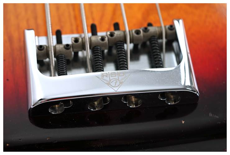Fender Custom Shop Limited Edition 59 Precision Bass Special Relic Chocolate 3 Colour Sunburst #CZ580940 Fender Custom Shop Limited Edition 59 Precision Bass Special Relic Chocolate 3 Colour Sunburst #CZ580940