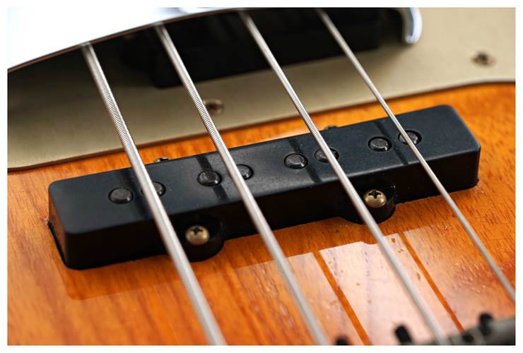 Fender Custom Shop Limited Edition 59 Precision Bass Special Relic Chocolate 3 Colour Sunburst #CZ580940 Fender Custom Shop Limited Edition 59 Precision Bass Special Relic Chocolate 3 Colour Sunburst #CZ580940