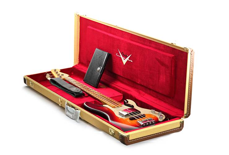 Fender Custom Shop Limited Edition 59 Precision Bass Special Relic Chocolate 3 Colour Sunburst #CZ580940 Fender Custom Shop Limited Edition 59 Precision Bass Special Relic Chocolate 3 Colour Sunburst #CZ580940