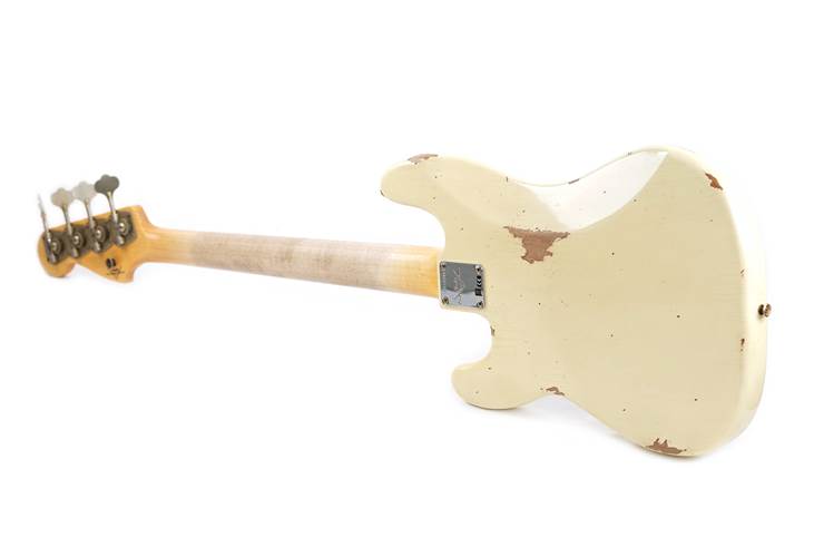 Fender Custom Shop 64 Precision Bass Relic Aged Vintage White #CZ574241 Fender Custom Shop 64 Precision Bass Relic Aged Vintage White #CZ574241