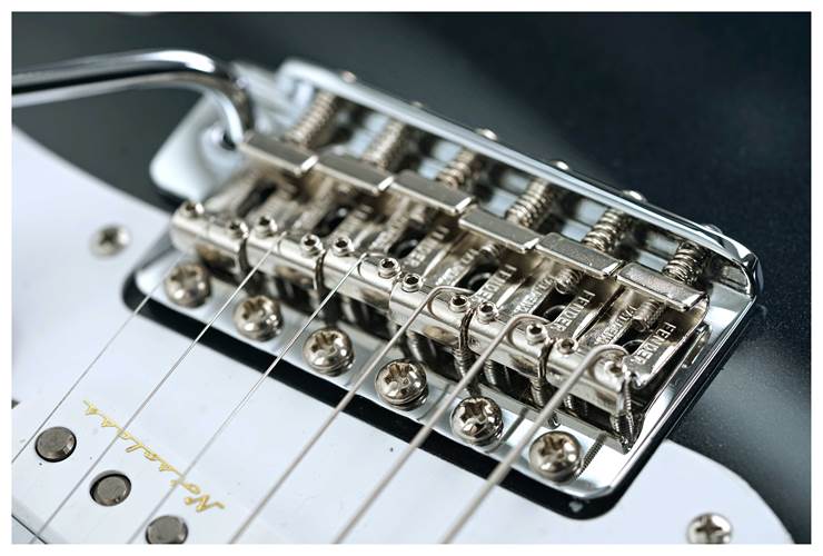 Fender Custom Shop Eric Clapton Stratocaster NOS Mercedes Blue #CZ584504 Fender Custom Shop Eric Clapton Stratocaster NOS Mercedes Blue #CZ584504