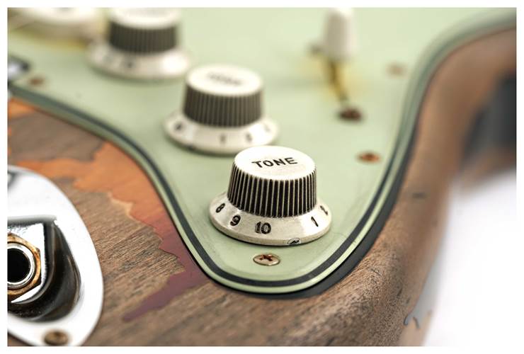 Fender Custom Shop Rory Gallagher Stratocaster 3-Color Sunburst #R141874 Fender Custom Shop Rory Gallagher Stratocaster 3-Color Sunburst #R141874