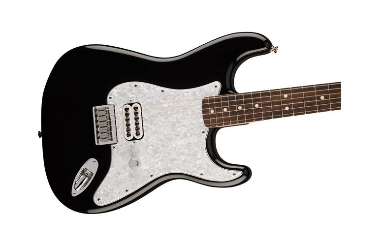 Fender Limited Edition Tom Delonge Stratocaster Rosewood Fingerboard Black Fender Limited Edition Tom Delonge Stratocaster Rosewood Fingerboard Black