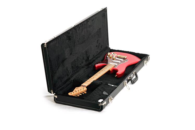 LSL Instruments Saticoy Americana Limited Candy Apple Red (Nearly New) #6294 LSL Instruments Saticoy Americana Limited Candy Apple Red (Nearly New) #6294
