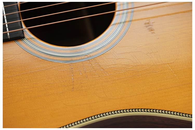 Martin D-28 Authentic 1937 Aged VTS Martin D-28 Authentic 1937 Aged VTS