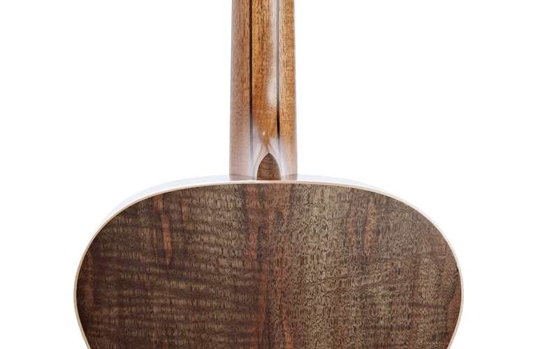 Lowden O-21 Walnut / Sitka Spruce #28272 Lowden O-21 Walnut / Sitka Spruce #28272