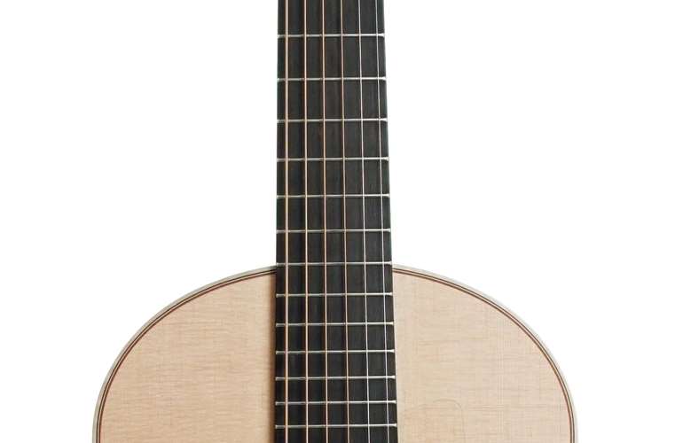 Lowden WL-21 Wee Lowden Walnut/Sitka Spruce #26569 Lowden WL-21 Wee Lowden Walnut/Sitka Spruce #26569