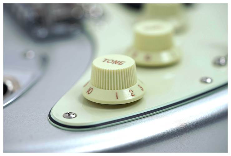 Suhr Classic S Vintage Limited Edition HSS Firemist Silver Rosewood Fingerboard #88544 Suhr Classic S Vintage Limited Edition HSS Firemist Silver Rosewood Fingerboard #88544