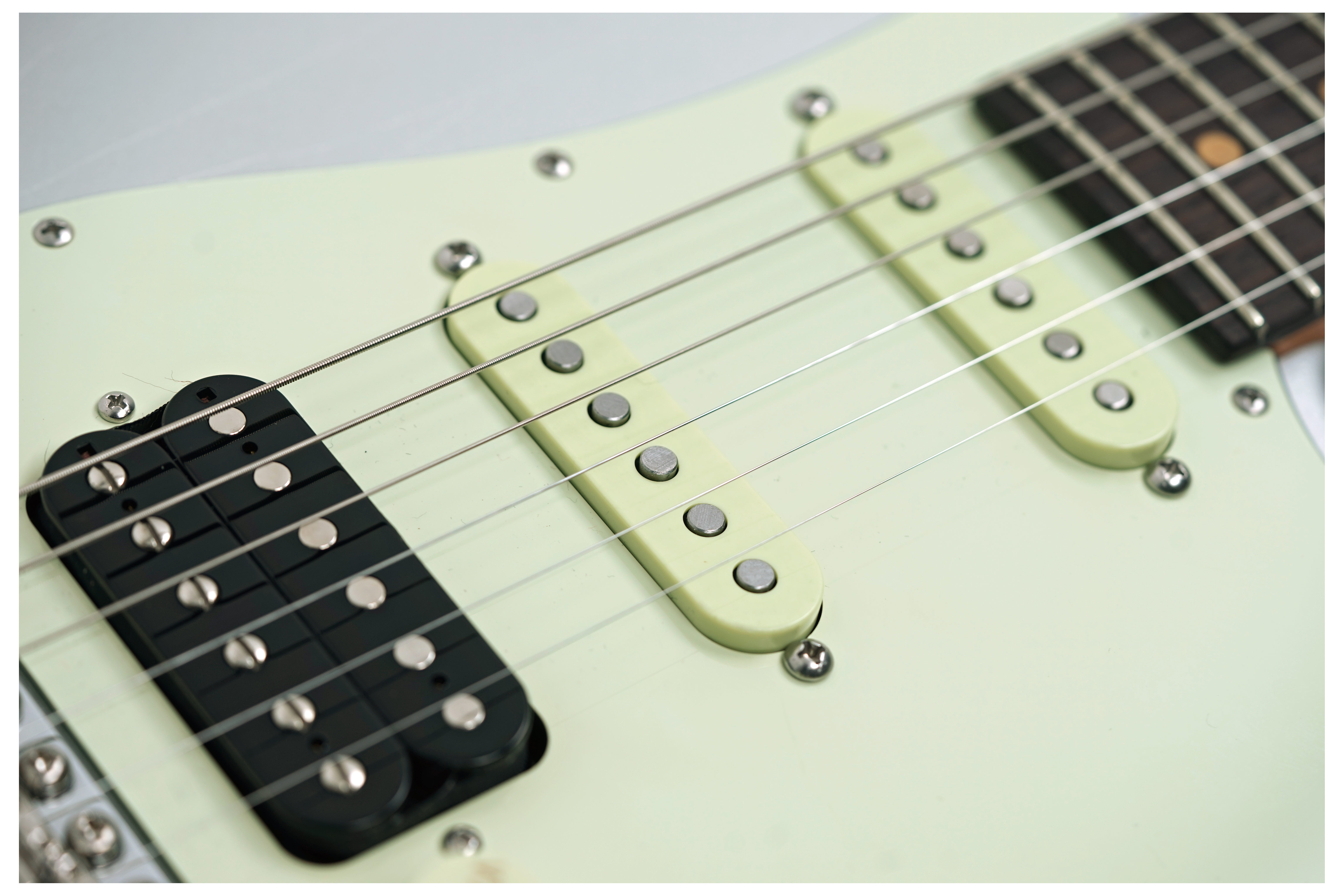 Suhr Classic S Vintage LE HSS Firemist Silver Rosewood Fingerboard #88557