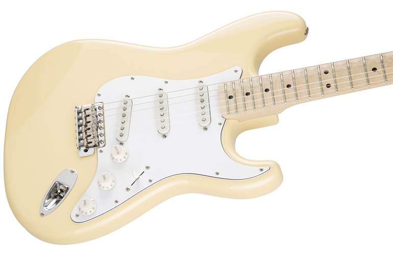 Fender Made in Japan Artist Yngwie Malmsteen Stratocaster Scalloped Maple Fingerboard Vintage White Fender Made in Japan Artist Yngwie Malmsteen Stratocaster Scalloped Maple Fingerboard Vintage White