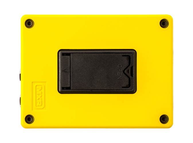 MXR M80 Bass DI+ Distortion Special Edition Yellow MXR M80 Bass DI+ Distortion Special Edition Yellow