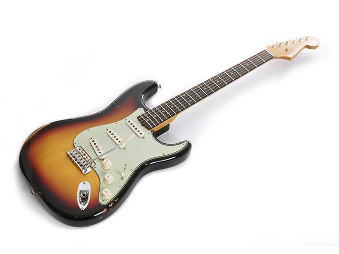 Fender Custom Shop Late 62 Stratocaster Relic Closet Classic Hardware Chocolate 3 Tone Sunburst #CZ575757 Fender Custom Shop Late 62 Stratocaster Relic Closet Classic Hardware Chocolate 3 Tone Sunburst #CZ575757