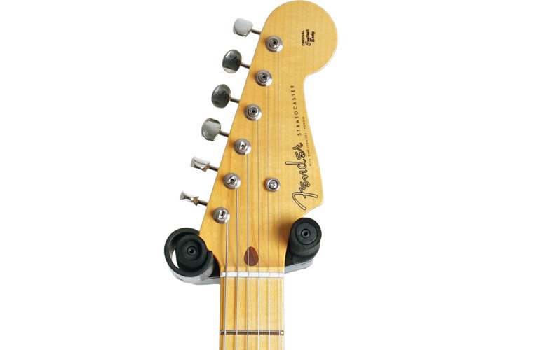 Fender Custom Shop guitarguitar spec Vintage Custom 1955 Stratocaster Fiesta Red #R134947 Fender Custom Shop guitarguitar spec Vintage Custom 1955 Stratocaster Fiesta Red #R134947