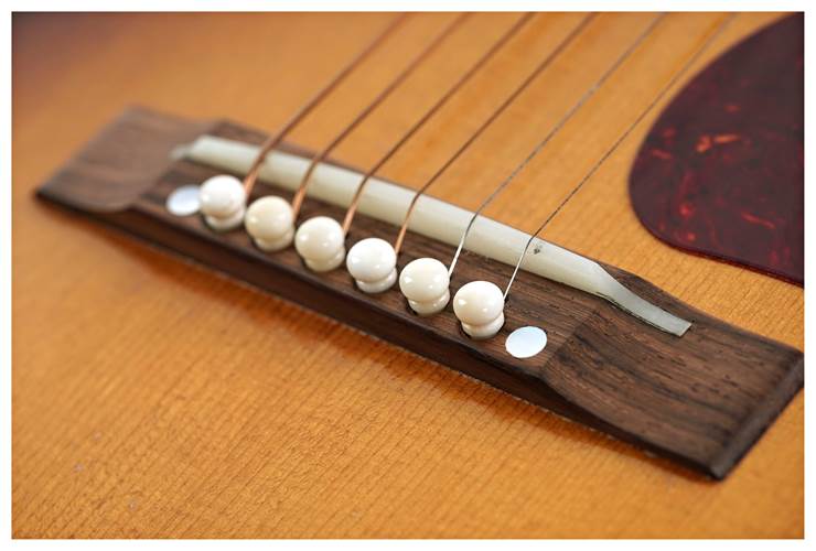 Gibson Custom 1942 Banner J-45 Reissue Vintage Sunburst Light Aged Gibson Custom 1942 Banner J-45 Reissue Vintage Sunburst Light Aged