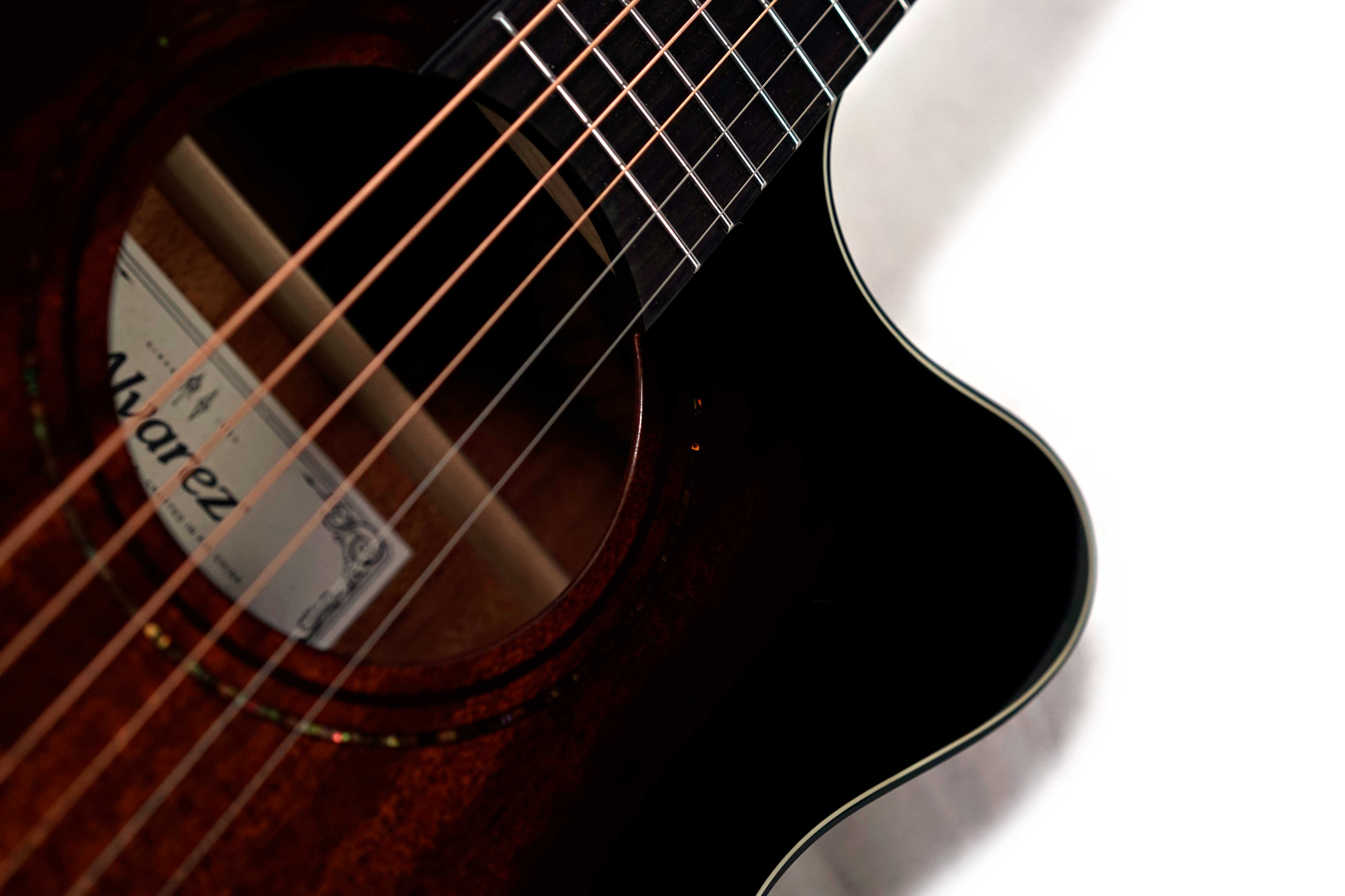 Alvarez Artist Series AF66ce Shadowburst (Ex-Demo) #E25081379