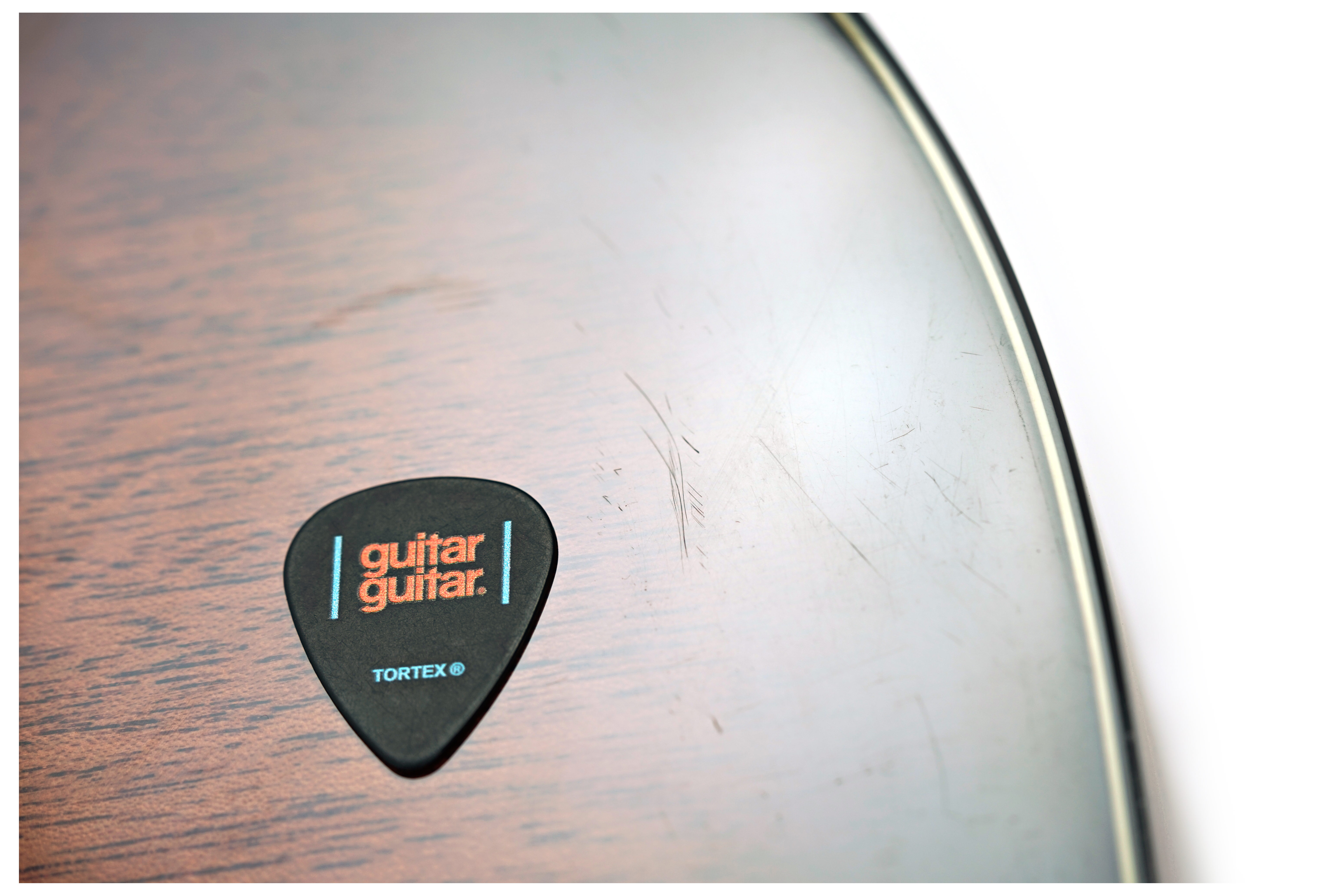 Alvarez Artist Series AP66e Shadowburst (Ex-Demo) #E21011267