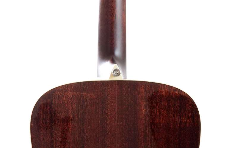 Alvarez Masterworks MD60e Herringbone (Ex-Demo) #E23074164 Alvarez Masterworks MD60e Herringbone (Ex-Demo) #E23074164