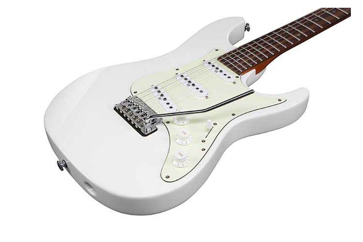 Ibanez LM1 Luca Mantovanelli Signature Luna White Ibanez LM1 Luca Mantovanelli Signature Luna White