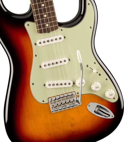Fender Vintera II 60s Stratocaster Rosewood Fingerboard 3-Colour Sunburst Fender Vintera II 60s Stratocaster Rosewood Fingerboard 3-Colour Sunburst