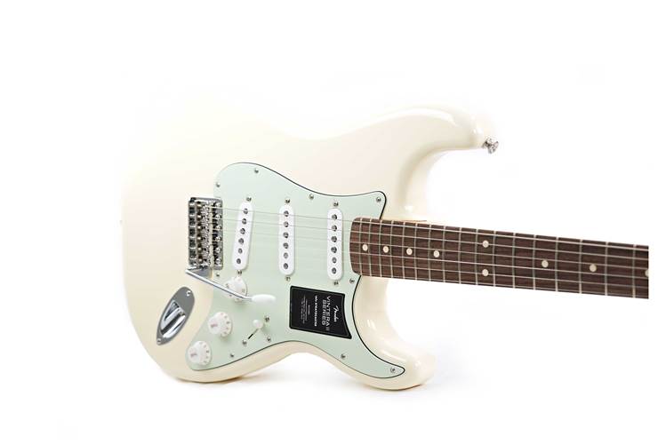 Fender Vintera II 60s Stratocaster Rosewood Fingerboard Olympic White (Nearly New) #MX23082488 Fender Vintera II 60s Stratocaster Rosewood Fingerboard Olympic White (Nearly New) #MX23082488