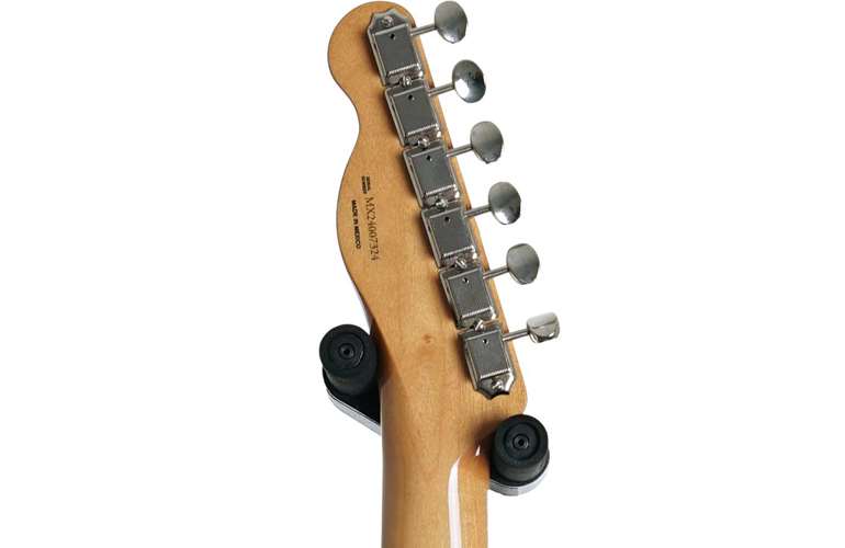 Fender Vintera II 50s Nocaster Maple Fingerboard Blackguard Blonde (Ex-Demo) #MX24007324 Fender Vintera II 50s Nocaster Maple Fingerboard Blackguard Blonde (Ex-Demo) #MX24007324