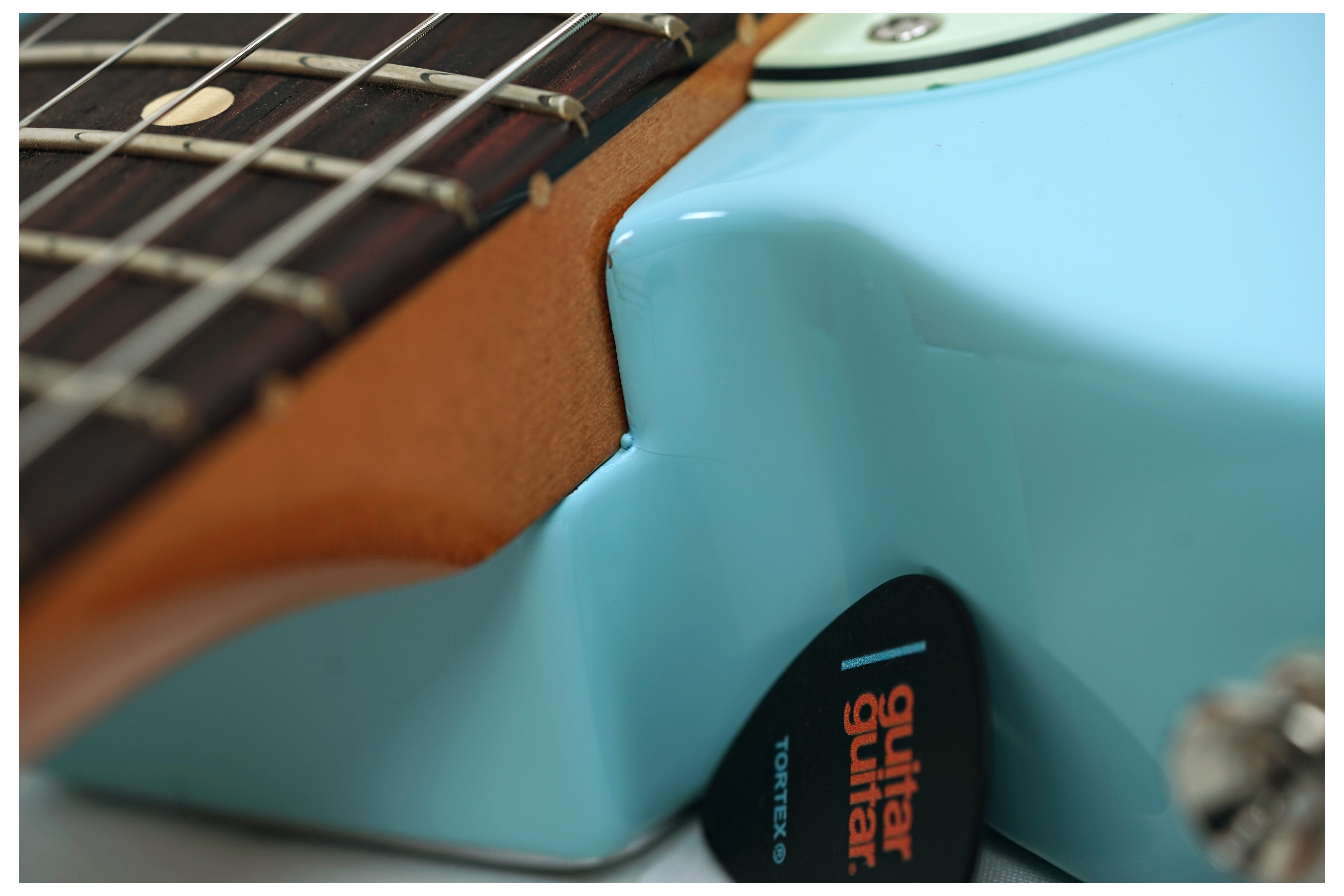 Fender Vintera II 60s Telecaster Rosewood Fingerboard Sonic Blue (Ex-Demo) #MX25035551