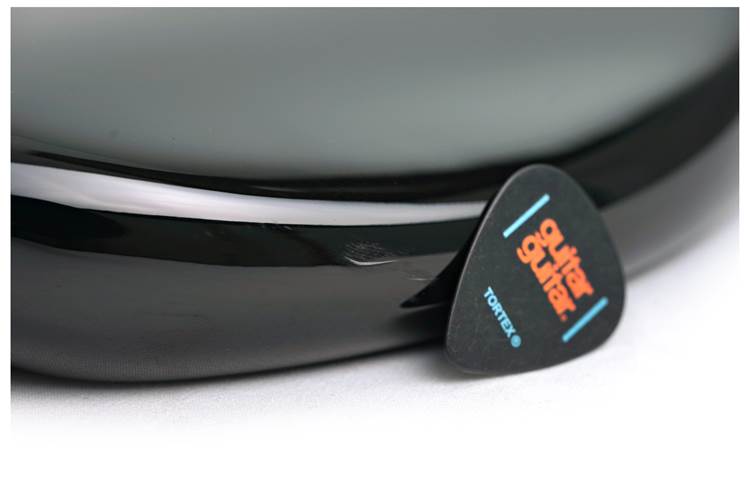 Fender Vintera II 70s Jaguar Maple Fingerboard Black (Ex-Demo) #MX24049402 Fender Vintera II 70s Jaguar Maple Fingerboard Black (Ex-Demo) #MX24049402