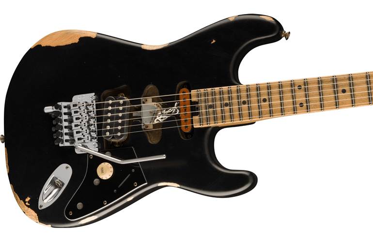 EVH Frankenstein Relic Series Maple Fingerboard Black EVH Frankenstein Relic Series Maple Fingerboard Black