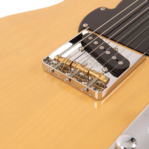 Fret King FKV29BS Country Squire Modern Classic Butterscotch Fret King FKV29BS Country Squire Modern Classic Butterscotch