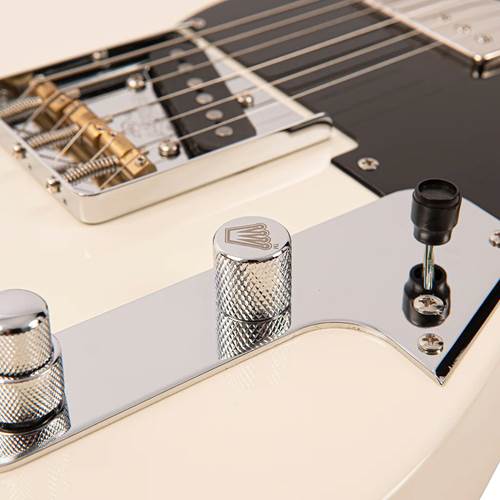 Fret King FKV2CVW Country Squire Classic Vintage White Fret King FKV2CVW Country Squire Classic Vintage White