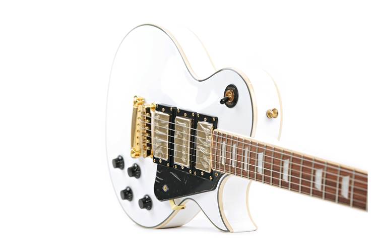 Vintage V1003AW V100 3 Pickup Guitar Gold Hardware Arctic White (Ex-Demo) #MG230400201 Vintage V1003AW V100 3 Pickup Guitar Gold Hardware Arctic White (Ex-Demo) #MG230400201