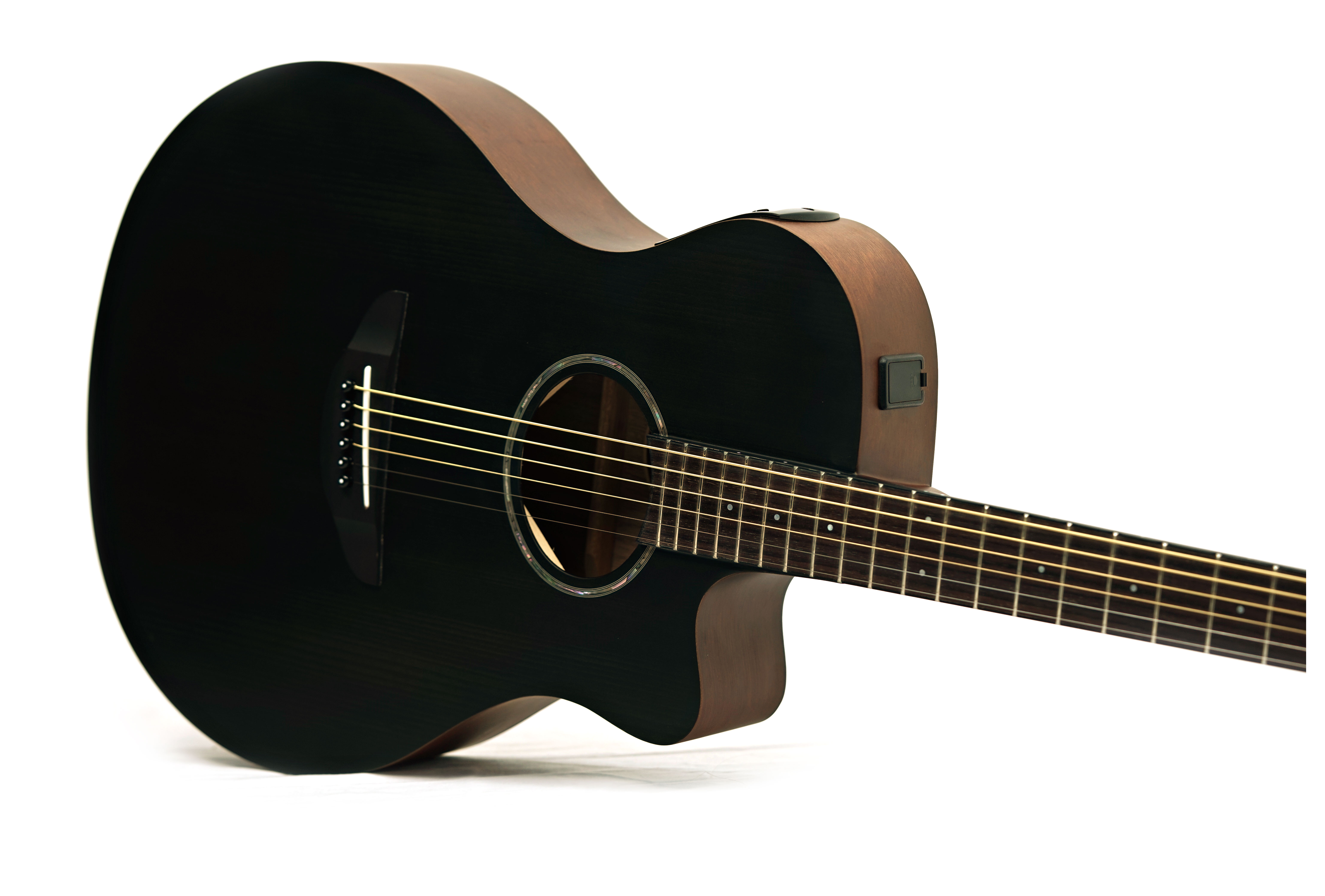 Yamaha APX600M Smokey Black (Ex-Demo) #IL0068547