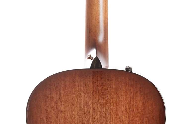 Taylor 517e Grand Pacific Urban Ironbark/Torrefied Sitka Taylor 517e Grand Pacific Urban Ironbark/Torrefied Sitka
