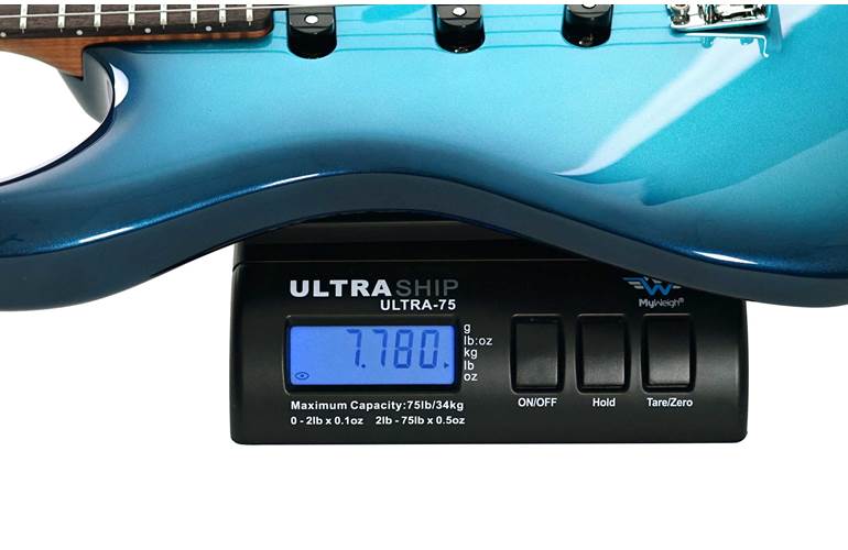 Music Man Luke 4 SSS Diesel Blue Music Man Luke 4 SSS Diesel Blue