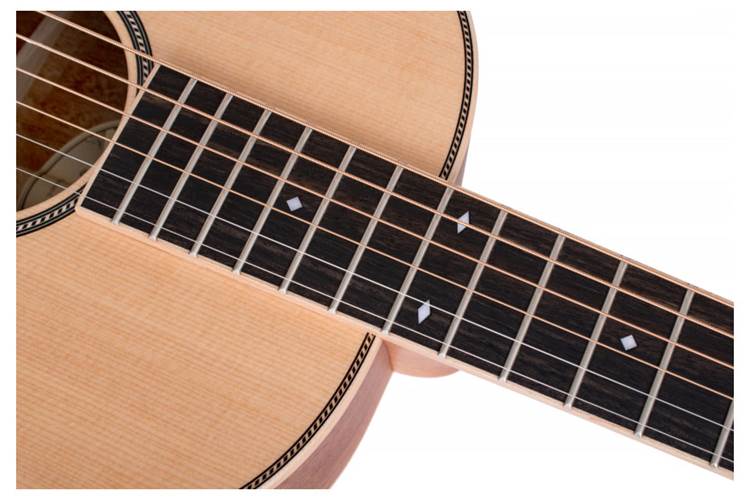 Larrivee O-40 Larrivee O-40